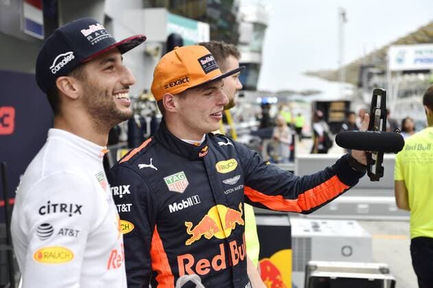 Motorsports: FIA Formula One World Championship WM Weltmeisterschaft 2017, Grand Prix of Malaysia, 3 Daniel Ricciardo (AUS, Red Bull Racing), 33 Max Verstappen (NLD, Red Bull Racing), Sepang Malaysia