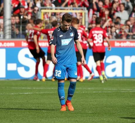 SC Freiburg - TSG 1899 Hoffenheim Deutschland, Freiburg, 01.10.2017, Fussball, Bundesliga, Saison 2017 2018, 7. Spieltag, SC Freiburg - TSG 1899 Hoffenheim: Dennis Geiger (TSG 1899 Hoffenheim).