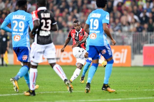 06 JEAN MICHAEL SERI nice BUT FOOTBALL Nice vs Marseille Ligue 1 Conforama 01 10 2017 FEP Panoramic 