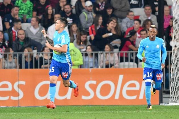 05 Lucas OCAMPOS om 14 CLINTON NJIE om JOIE FOOTBALL Nice vs Marseille Ligue 1 Conforama 01 10 2017 FEP Panoramic 