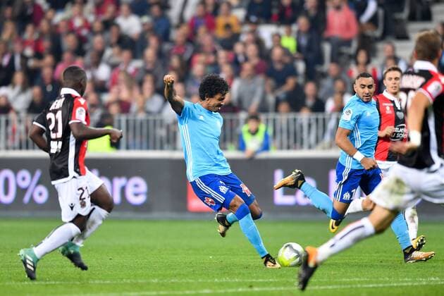 19 Luiz GUSTAVO om BUT FOOTBALL Nice vs Marseille Ligue 1 Conforama 01 10 2017 FEP Panoramic 