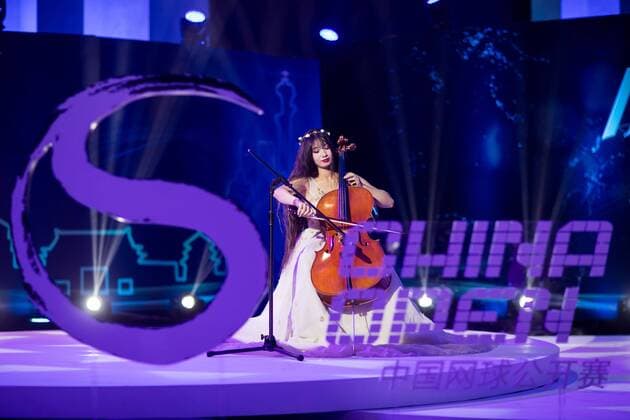 BEIJING, CHINA - OCTOBER 01: A pianist performs during the 2017 China Open Player Party at Beijing Olympic Tower on October 1, 2017 in Beijing, China.  Copyright: xVCGx CFP111128857858 