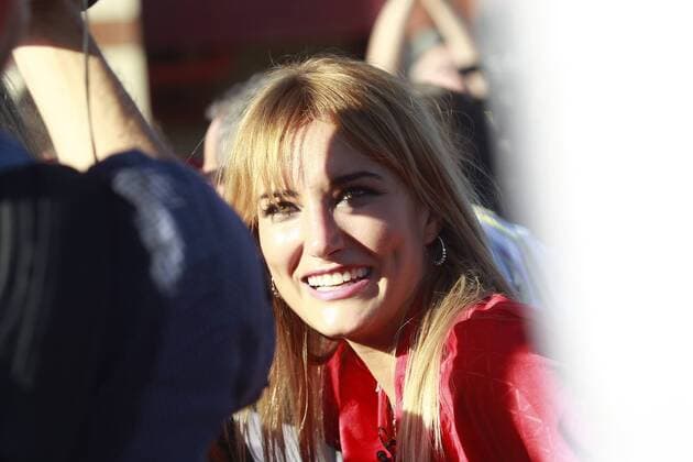 The Spanish model and former girlfriend of tennis player Feliciano Lopez, Alba Carrillo, awaits the arrival of the players of the Spanish national football team to the stage. October 2,2017.  (2017100276)