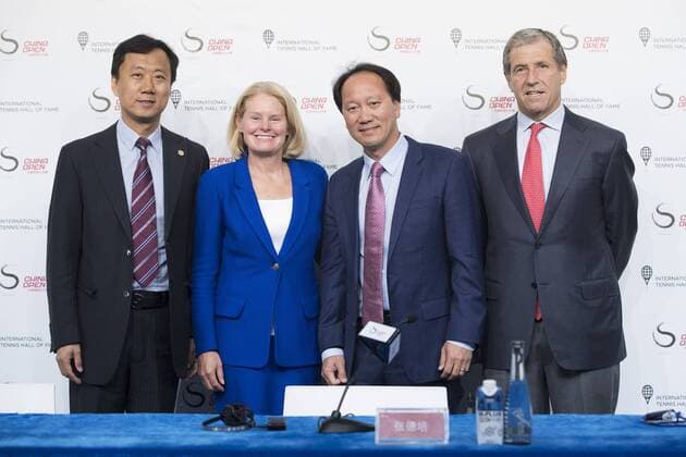BEIJING, CHINA - OCTOBER 03: (L-R) China Open Tournament Director Alfred Zhang, International Tennis Hall of Fame Senior Vice-President Dianne Hayes, International Tennis Hall of Fame Global Ambassador Michael Chang, China Open Tournament co-Director Thomas P. Ross pose for a group picture after their press conference PK Pressekonferenz on day four of the 2017 China Open at the China National Tennis Centre on October 3, 2017 in Beijing, China.  Copyright: xVCGx CFP111128975297 