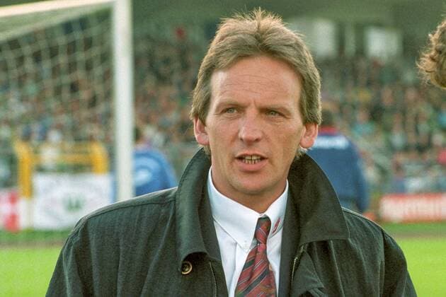 Fußball, Trainerhistorie, Rot-Weiß Oberhausen Aus 2.BL Saison 1994 1995 VfL Wolfsburg (Grün) gegen SG Wattenscheid 3:1 am 19.05.1995. Im Foto: SG Trainer Franz-Josef Kneuper