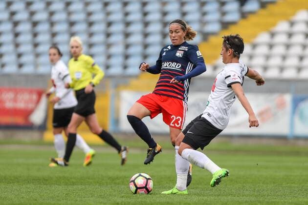 2017.10.04 Konin Pilka nozna kobiet Liga Mistrzyn sezon 2017 2018 KKPK Medyk Konin - Olympique Lyon N z Camille Abily (Olympique) Foto Pawel Jaskolka PressFocus 2017.10.04 Konin Football UEFA Women s Champions League season 2017 2018 KKPK Medyk Konin - Olympique Lyon Credit: Pawel Jaskolka PressFocus NEWSPIX.PL --- Newspix.pl FRANCE OUT!  20171004_PF_PJ029
