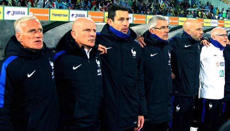 Fußball, WM Quali, Bulgarien - Frankreich 07.10.2017 Sofia Bulgaria-France FIFA World Cup WM Weltmeisterschaft Fussball Russia 2018 European qualifiers men s football Didier Deschamps(L) France head coach,Guy Stephan(2L) assistant coach,Franck Raviot(3L) goalkeeper coach, Franck Le Gall(4L) doctor,Guilllaume Vassout(5L) khinesitherapist,Denis Morcel(r) physio :Str 