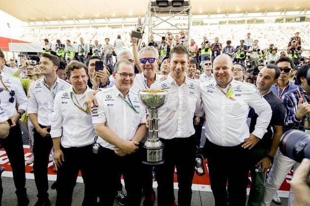 Motorsports: FIA Formula One World Championship WM Weltmeisterschaft 2017, Grand Prix of Japan, Mercedes AMG Petronas Formula One Team Suzuka Japan