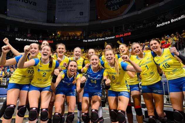 08.10.2017, TUI Arena, Hannover Volleyball, Supercup, SSC Palmberg Schwerin vs. Allianz MTV Stuttgart Jubel Schwerin nach Sieg Gewinner Supercup 2018: SSC Palmberg Schwerin