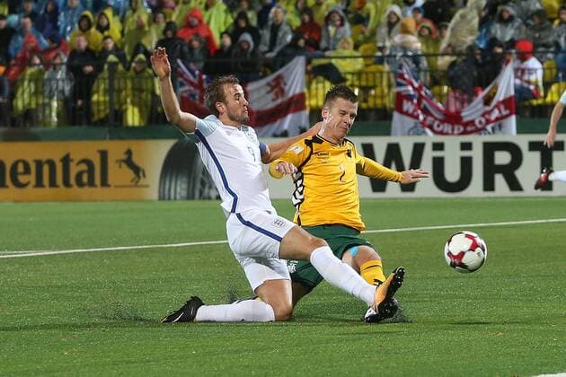 Lithuania v England 2018 FIFA World Cup WM Weltmeisterschaft Fussball Qualifying Harry Kane of England and Linas Klimavicius of Lithuania in action during the 2018 FIFA World Cup Qualifying match at LFF Stadium, Vilnius Content Not Available For UK Newspapers Copyright: xPaulxChestertonx FIL-10791-0100