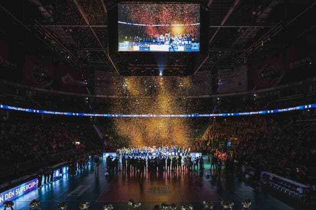 Hannover, Deutschland, 08.10.2017: SSC Palmberg Schwerin und VfB Friedrichshafen gewinen den Volleyball Supercup 2017.