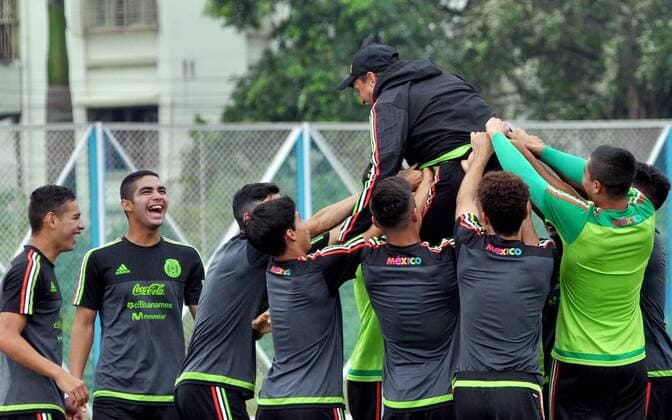 Kolkata: Mexico football team practice session Players of the Mexico football team during a practice session ahead of their second match at FIFA U 17 World Cup India 2017.  SaikatxPaulx xPacificxPress