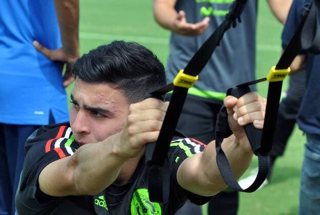 Kolkata: Mexico football team practice session Players of the Mexico football team during a practice session ahead of their second match at FIFA U 17 World Cup India 2017.  SaikatxPaulx xPacificxPress
