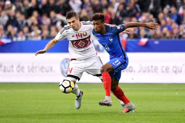 Bilder des Tages - SPORT 11 Kingsley Coman fra 14 Aleksandr Karnitskiy bel FOOTBALL France vs Bielorussie Qualifications Coupe du Monde 2018 10 10 2017 AnthonyBIBARD FEP Panoramic 