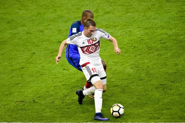 Anton Saroka Bielorussie vs Djibril Sidibe France FOOTBALL France vs Bielorussie Qualifications St Denis 10 10 2017 JBAutissier Panoramic 