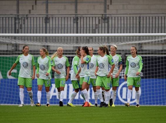 goal celebration Wolfsburg Football UEFA Women Champions League VfL Wolfsburg Atletico Madrid xPW001F2Px