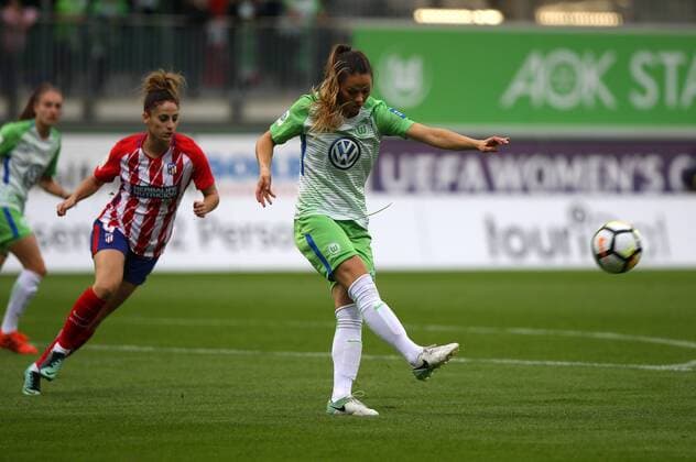 Wolfsburg vs Atletico Madrid CL Women Wolfsburg Germany 11 10 2017 Football VfL Wolfsburg vs Atletico Madrid 1 32 Final UEFA Women Champions League Season 2017 18 Picture shows Sara Björk Gunnarsdottir VfL Wolfsburg Wolfsburg