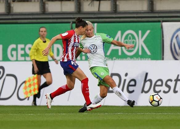 Wolfsburg vs Atletico Madrid CL Women Wolfsburg Germany 11 10 2017 Football VfL Wolfsburg vs Atletico Madrid 1 32 Final UEFA Women Champions League Season 2017 18 Picture shows Pernille Harder VfL Wolfsburg Wolfsburg