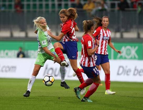Wolfsburg vs Atletico Madrid CL Women Wolfsburg Germany 11 10 2017 Football VfL Wolfsburg vs Atletico Madrid 1 32 Final UEFA Women Champions League Season 2017 18 Picture shows Pernille Harder VfL Wolfsburg Wolfsburg