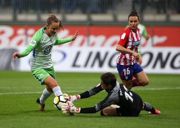 Wolfsburg vs Atletico Madrid CL Women Wolfsburg Germany 11 10 2017 Football VfL Wolfsburg vs Atletico Madrid 1 32 Final UEFA Women Champions League Season 2017 18 Picture shows Caroline Graham Hansen VfL Wolfsburg Wolfsburg