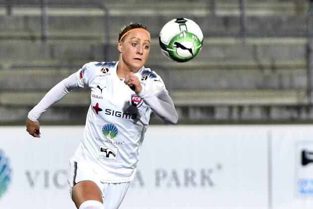 171011 Rosengards Sanne Troelsgaard Nielsen under fotbollsmatchen i Champions League mellan Rosengard och Olimpia Cluj den 11 oktober 2017 i Malmö.  Copyright: ChristianxÖrnberg BB171011CO009