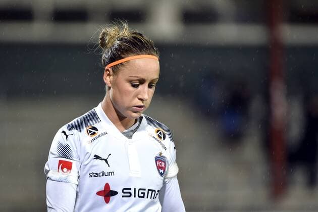 171011 Rosengards Sanne Troelsgaard Nielsen deppar under fotbollsmatchen i Champions League mellan Rosengard och Olimpia Cluj den 11 oktober 2017 i Malmö.  Copyright: ChristianxÖrnberg BB171011CO010