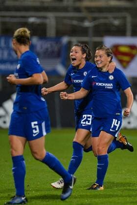 goal celebration After the 1 0 through Fran Kirby FC Chelsea the FC Chelsea Ramona Bachmann FC Chelsea Fran Kirby FC Chelsea Munich Munich Germany Germany 11 10 2017 Football UEFA Women s Champions League FC Bavaria Munich FC Chelsea xklx