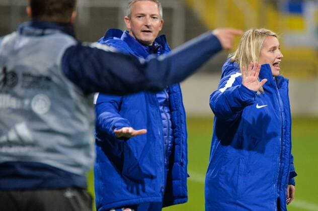 Emma Hayes Trainer FC Chelsea Munich Munich Germany Germany 11 10 2017 Football UEFA Women s Champions League FC Bavaria Munich FC Chelsea xklx