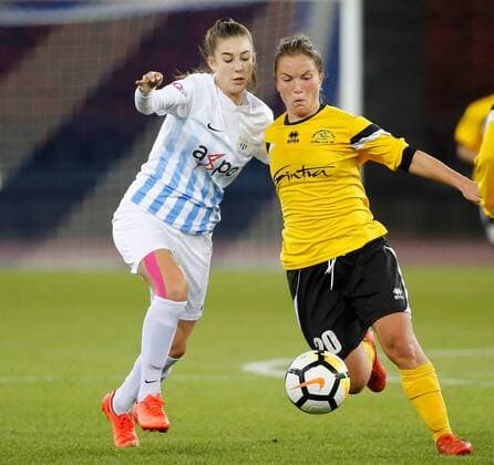 11 10 2017 Letzigrund Stadium Zurich Switzerland Season 2017 2018 UEFA Women Champions League 1 16 Final FC Zurich Seraina left FC Zurich against Jelena Cubrilo