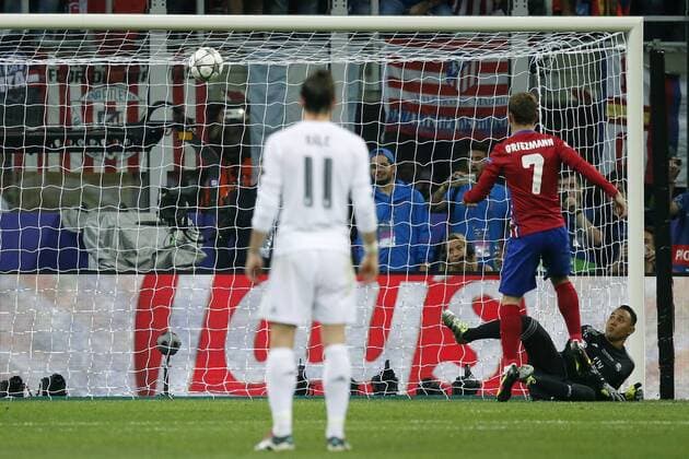 Milan 28 05 2016 Stadium San Siro season 2015 2016 Champions League final Real Madrid Atletico Madrid Real keeper Keylor Navas sees the penalty from Antoine Griezmann against the lat go Real Madrid Atletico Madrid