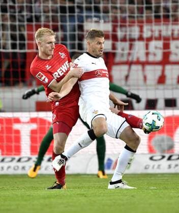 duel Action shot Frederik Sörensen 1 FC Cologne against Simon Terodde VfB Stuttgart VfB Stuttgart vs 1 FC Cologne Cologne 13 10 2017 VfB Stuttgart vs 1 FC Cologne Cologne