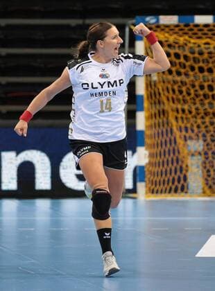 14 10 2017 Germany Ludwigsburg Germany Handball Champions League Women Season 2017 2018 SG BBM Bietigheim vs Metz Handball Karolina Kudlacz Gloc BBM cheering
