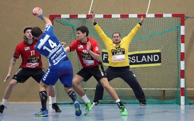Goalkeeper Ariel Tanks Brunswick
