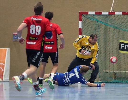 in this one Scene injured to Goalkeeper Ariel Tanks Brunswick and must changed will