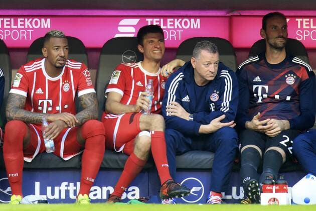 14 10 2017 Football 1 League 2017 2018 8 Matchday FC Bavaria Munich SC Freiburg in the Alliance Arena Munich v left Jerome Boateng FC Bavaria Munich Thomas Mueller FC Bavaria Munich Gianni Bianchi