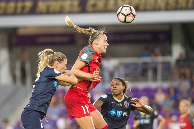October 14, 2017 - Orlando, Florida, United States - Orlando, FL - Saturday October 14, 2017: DagnÃ½ Brynjarsdottir during the NWSL Championship match between the North Carolina Courage and the Portland Thorns FC at Orlando City Stadium. Dagný Brynjarsdóttir - ZUMAt139 20171014_zaa_t139_154 Copyright: xJeremyxReperx