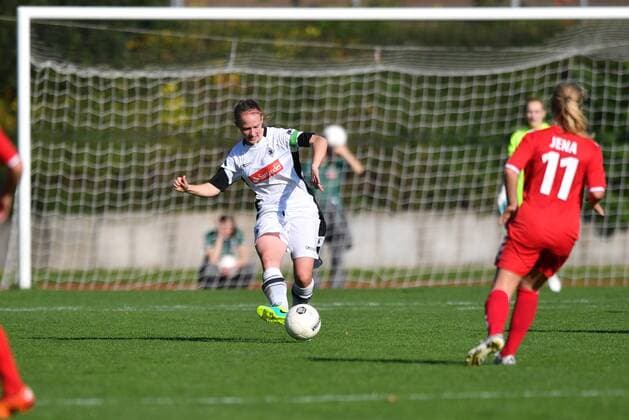 Juliet Koj Borussia Moenchengladbach the Playmaking Football 2 Women Bundesliga Borussia Moenchengladbach UPS Jena 2 xmkx