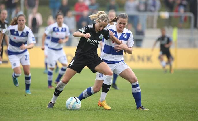 15 10 2017 xCEx Germany Frankfurt Football Women u0026 39;s football Alliance Women Bundesliga Season 2017 2018 1 FFC Frankfurt against MSV Duisburg Kathrin Hendrich Frankfurt against Eshly Bakker Duisburg
