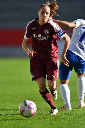 Jacqueline Klasen SGS 16 in overflow Against player Football Alliance Women Bundesliga SGS Eat UPS Jena xmkx