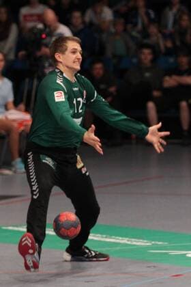 Handball 3. Liga Nord 2017 2018 - Handball Verein Hamburg vs. HSV Hannover Torwart Dominik Plaue (Hamburg) wehrt einen Ball ab. Sporthalle Alsterdorf Hamburg