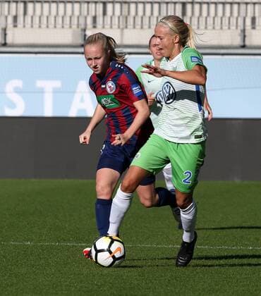 v l Caroline Siems 1 FFC Turbine Potsdam Pernille Harder VfL Wolfsburg
