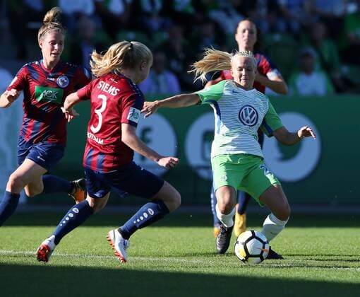 Pernille Harder VfL Wolfsburg 22