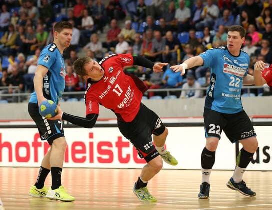 Bietigheim Handball 2 Bundesliga SG BBM Bietigheim vs HSG Nordhorn Lingen v l Toon Leenders HSG Gerda Babarskas BBM Philipp Vorlicek HSG