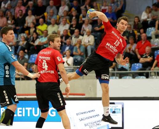 Bietigheim Handball 2 Bundesliga SG BBM Bietigheim vs HSG Nordhorn Lingen Valentin Schmidt BBM