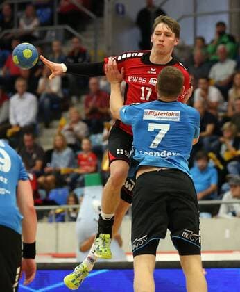 Bietigheim Handball 2 Bundesliga SG BBM Bietigheim vs HSG Nordhorn Lingen v l Gerda Babarskas BBM Toon Leenders Nordhorn