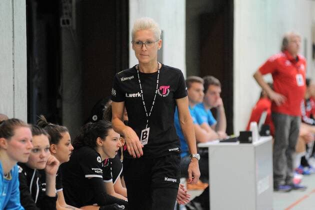 Edina Rott Tussis Metzingen II Trainer TuSsies Metzingen II Handball Women 3 Bundesliga Sued 15 10 2017 Photo TBaur Eibner Metzingen Copyright: xBaur xEibner-Pressefotox EP_Toba