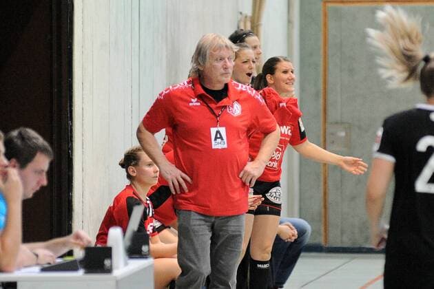 Herbert genteel TSV Haunstetten team manager TuSsies Metzingen II Handball Women 3 Bundesliga Sued 15 10 2017 Photo TBaur Eibner Metzingen Copyright: xBaur xEibner-Pressefotox EP_Toba