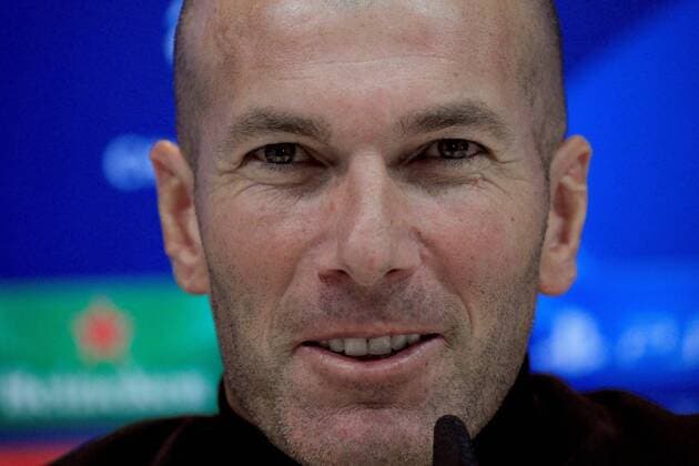 Real Madrid s head coach, Zinedine Zidane, offers a press conference PK Pressekonferenz after the team s training session at Valdebebas facilities in Madrid, Spain, 16 October 2017. Real Madrid will face Tottenham Hotspur FC in a Champions League match on 17 October 2017. Real Madrid training session !ACHTUNG: NUR REDAKTIONELLE NUTZUNG!  Copyright: xVíctorxLerenax GRAF342 20171016-636437642427429648