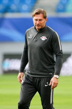 RB Leipzig Training Champions League Leipzig 16 10 2017 Red Bull Arena Football UEFA Champions League Group G 3 Matchday Training at Day the Game RB Leipzig vs FC Porto RB Leipzig Training in Picture team manager Ralph Hasenhüttl Hasenhuettl