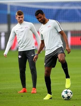 RB Leipzig Training Champions League Leipzig 16 10 2017 Red Bull Arena Football UEFA Champions League Group G 3 Matchday Training at Day the Game RB Leipzig vs FC Porto RB Leipzig Training in Picture v l Timo Werner and Marvin Compper